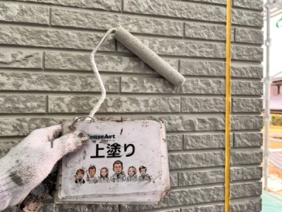 外壁上塗り（柄付け1色目）