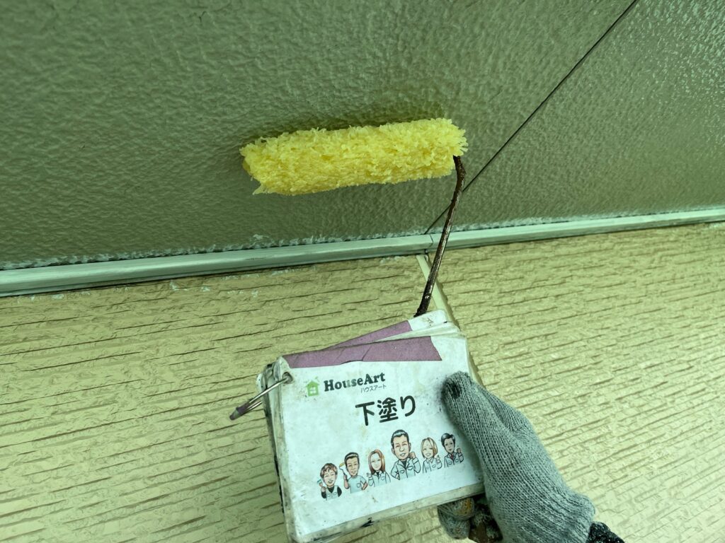天井　下塗り