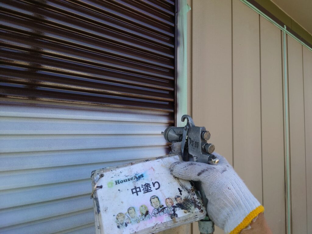 雨戸中塗り