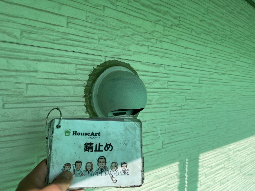 換気フード　下塗り