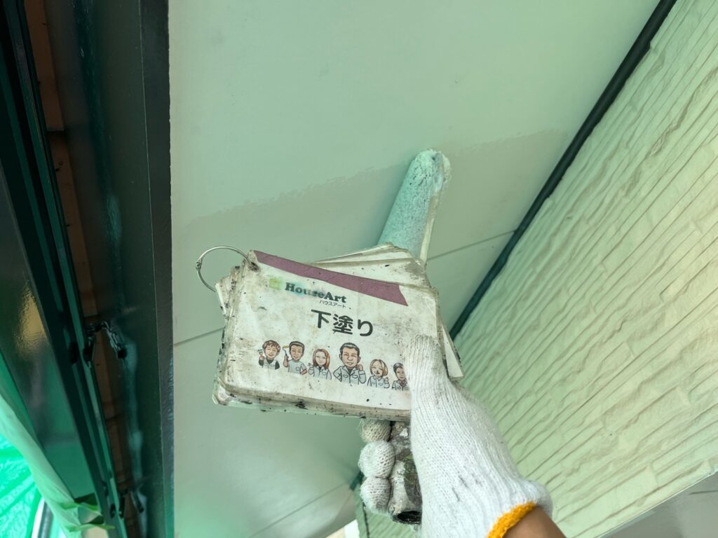 天井　下塗り
