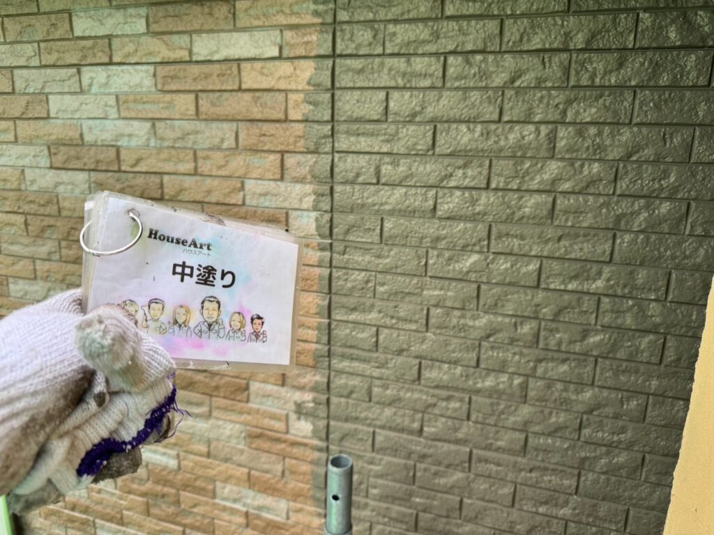 サイディング外壁中塗り