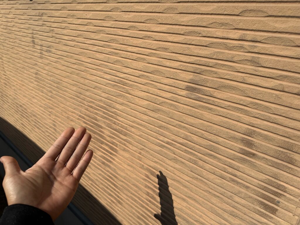 外壁の色褪せが発生していました