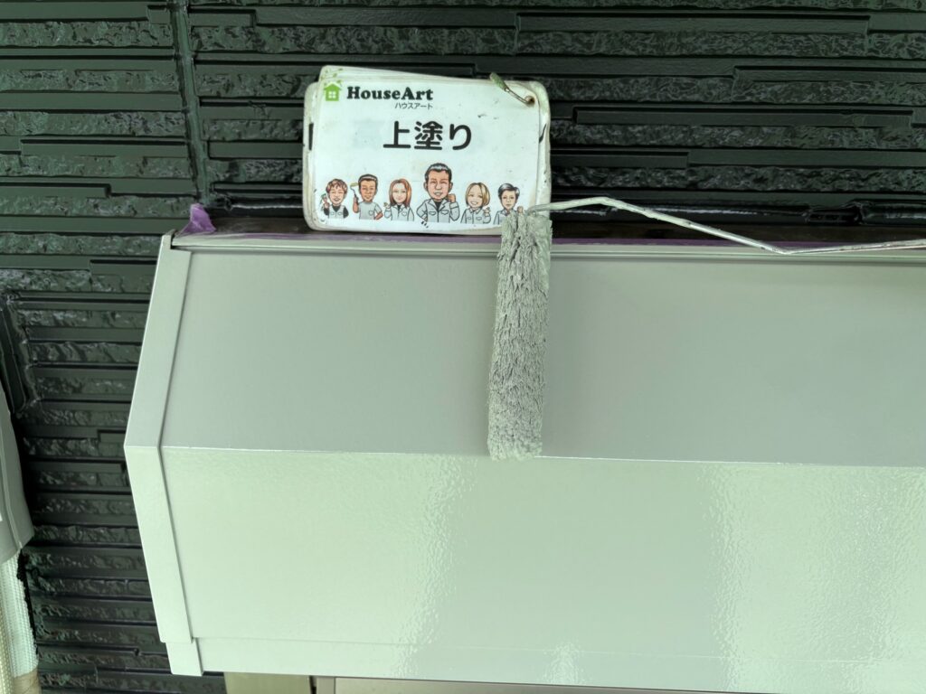 シャッターBOX　上塗り