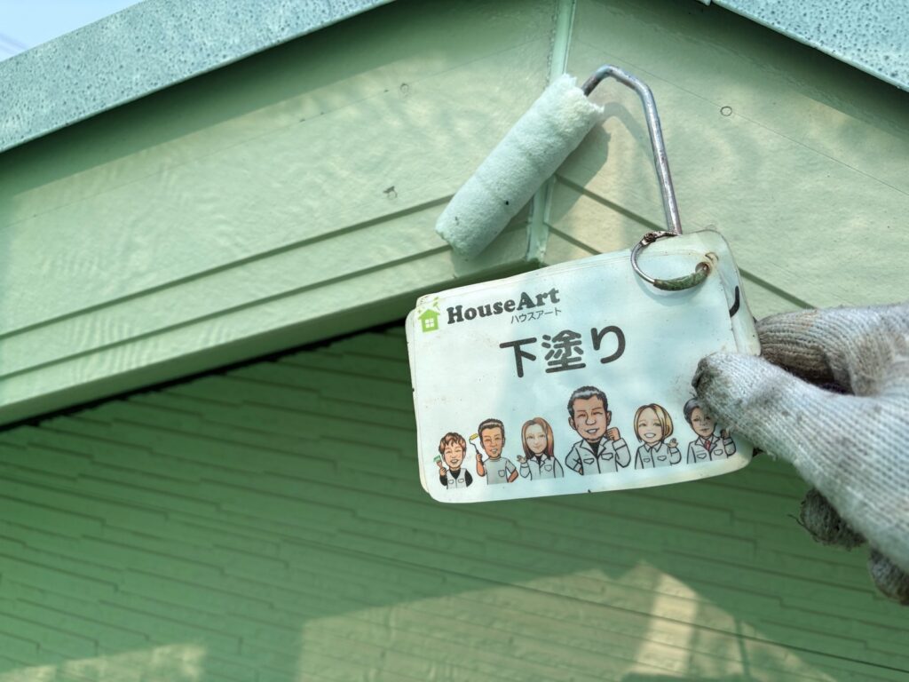 破風板　下塗り