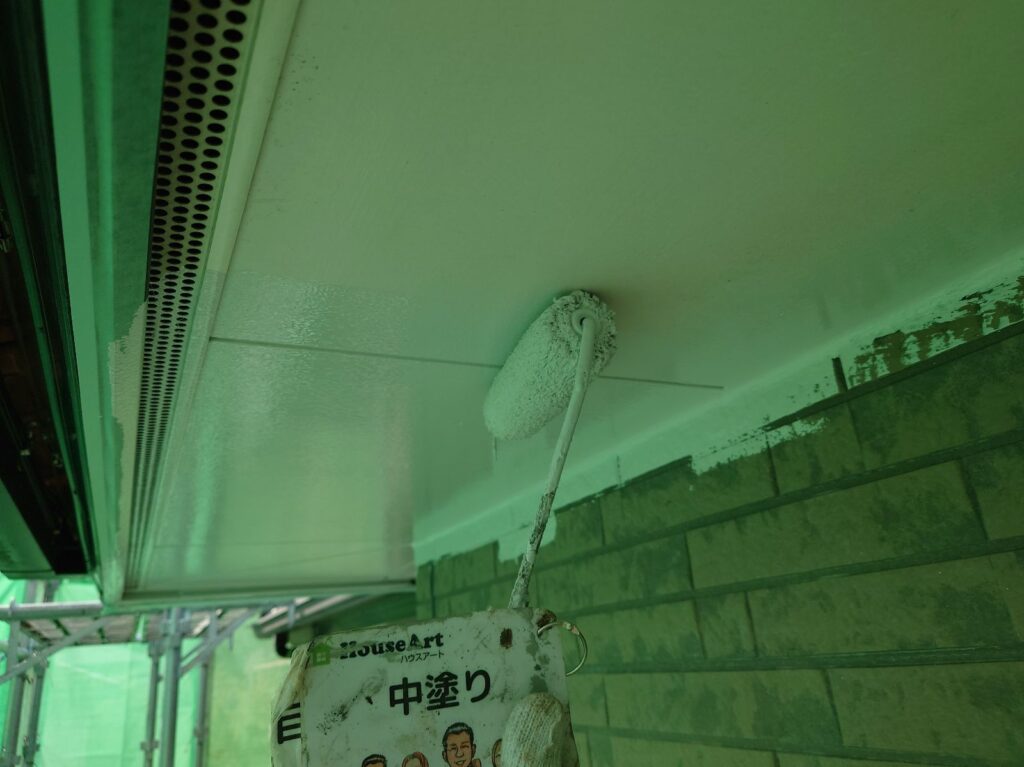 天井　中塗り