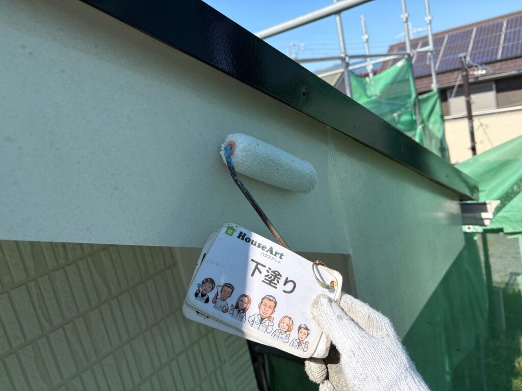 破風板　下塗り