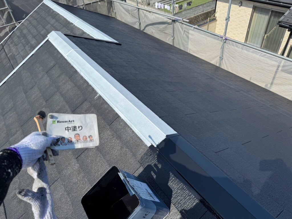 屋根　中塗り