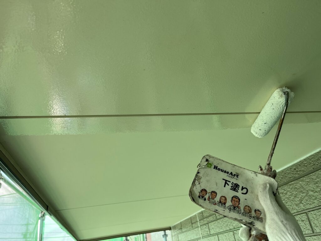 天井　下塗り