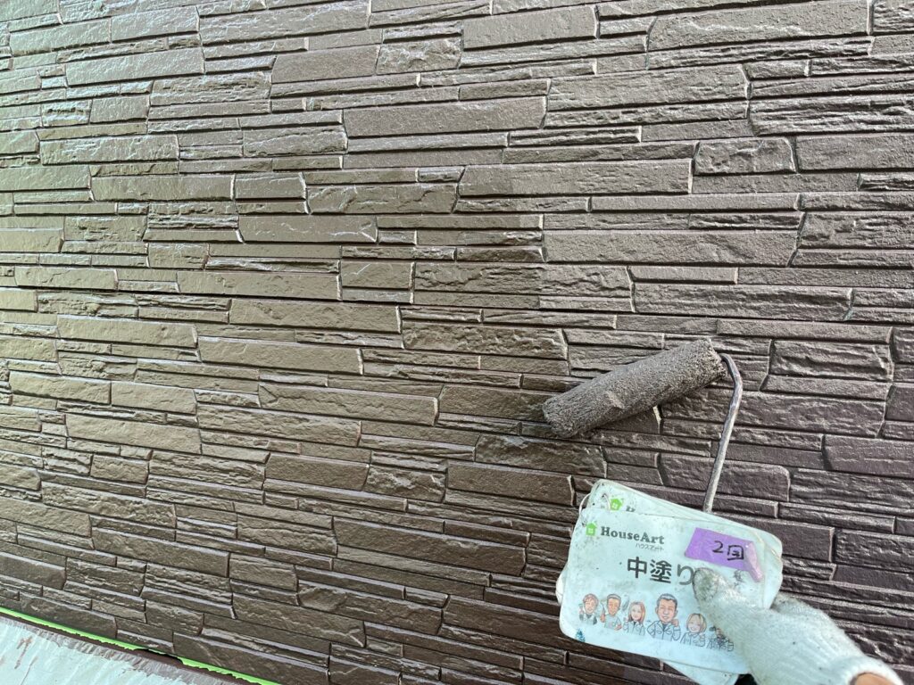 外壁　中塗り（2回目）