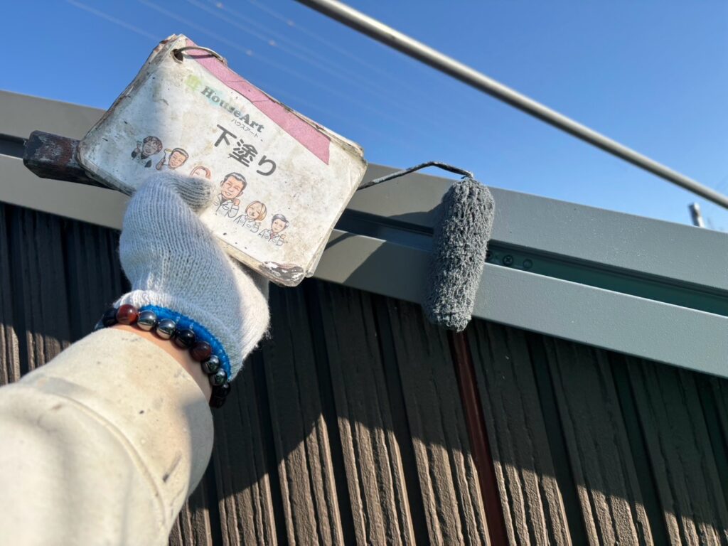 破風板　下塗り