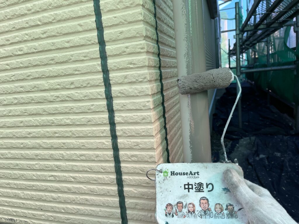 縦樋　中塗り