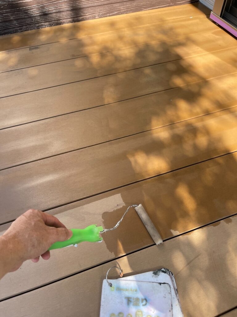 ウッドデッキ　下塗り