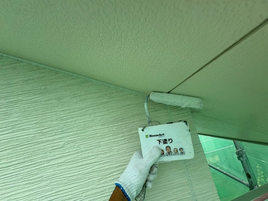 天井　下塗り