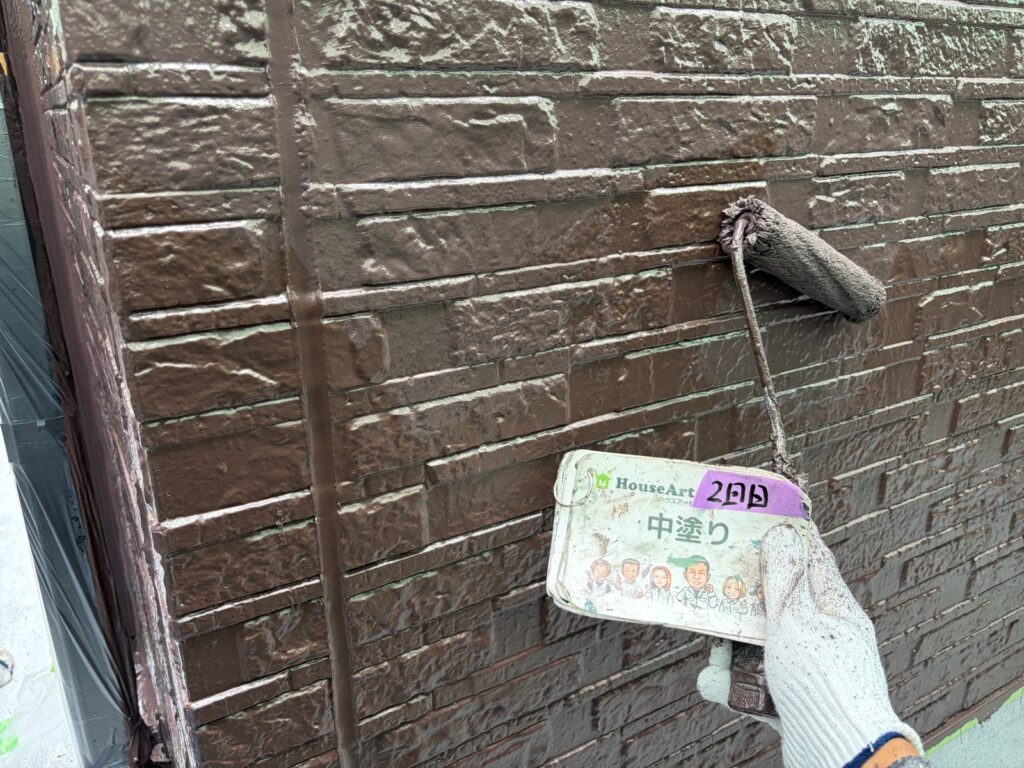 外壁　中塗り（2回目）
