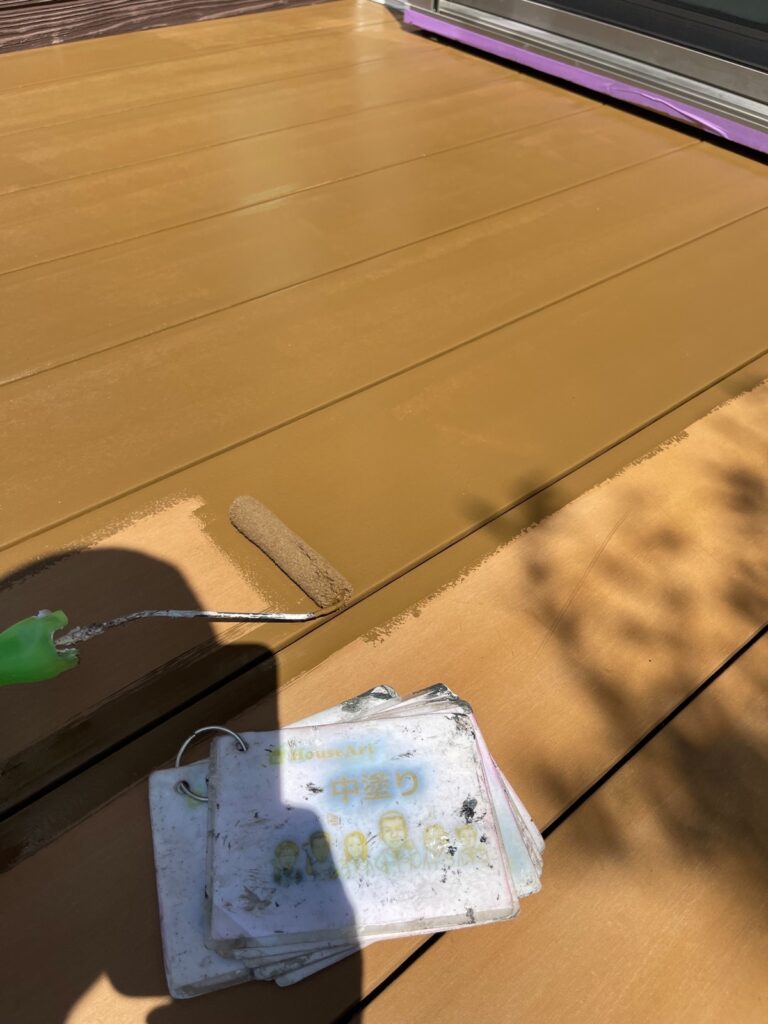 ウッドデッキ　中塗り