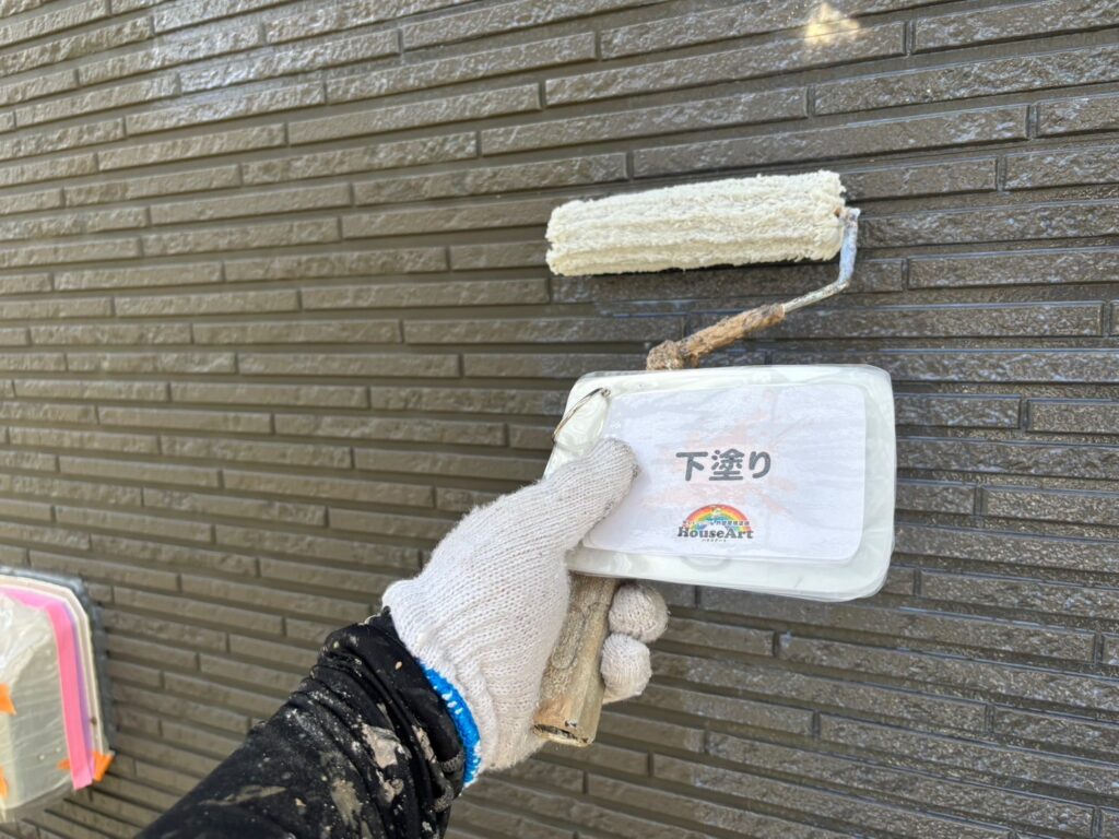 外壁　下塗り